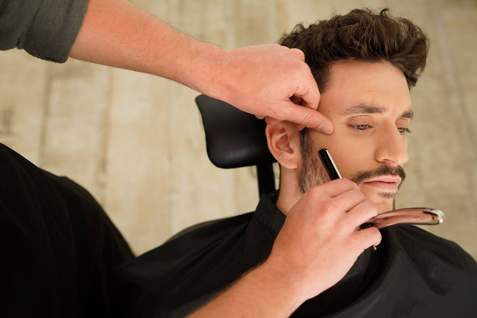 BARBER